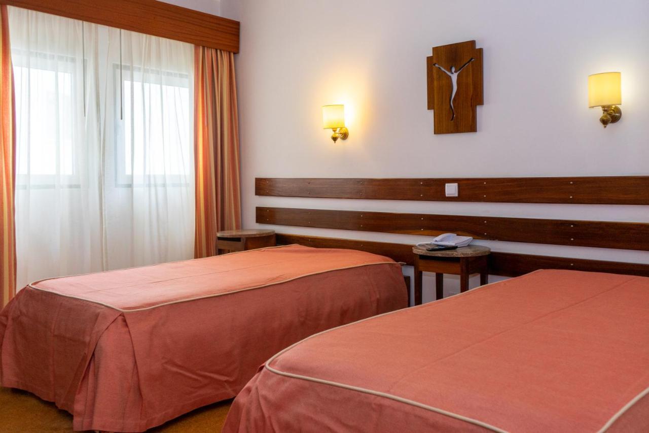 Hotel Irmas Dominicanas - Fatima By Flagworld Hotels Exterior photo