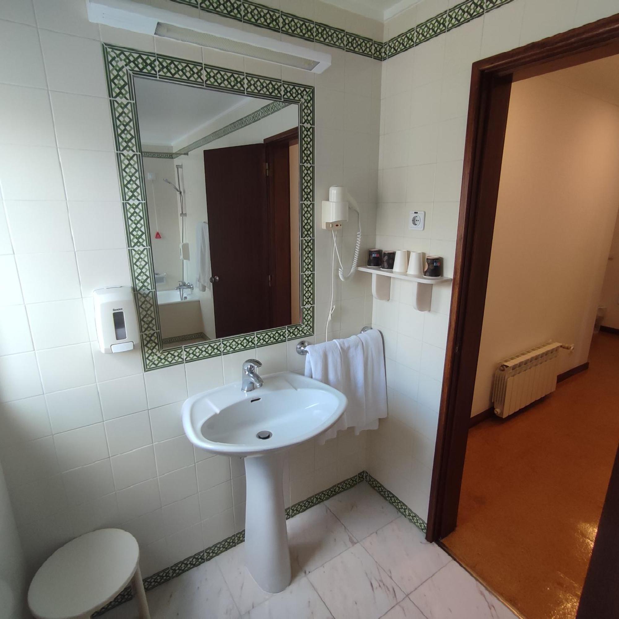 Hotel Irmas Dominicanas - Fatima By Flagworld Hotels Exterior photo